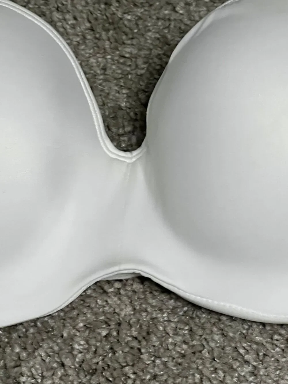 Bali Women's One Smooth U® Side & Strapless Bra White`36C